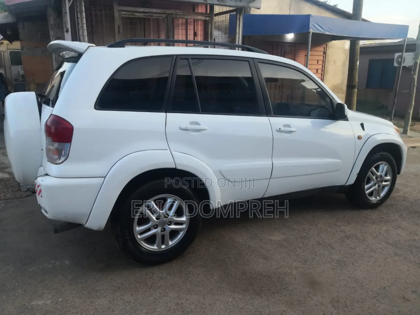 Toyota RAV4 2004 White