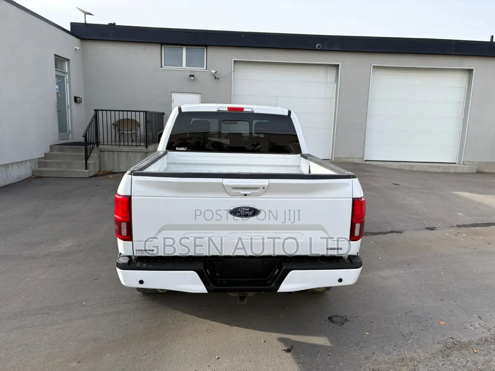 Ford F-150 Lariat 4x4 SuperCrew Cab Styleside 5.5 ft. box 145 in. WB