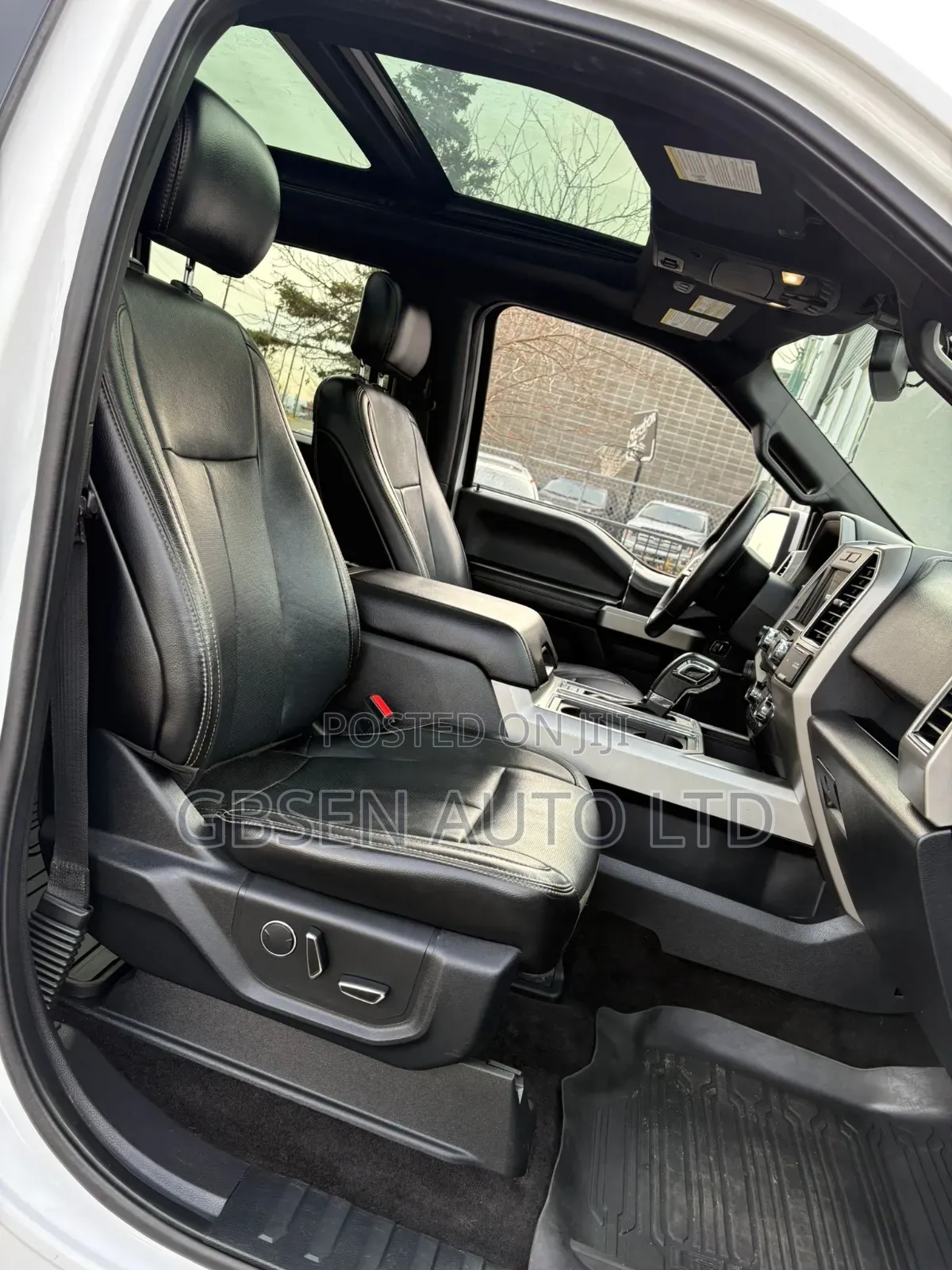 Ford F-150 Lariat 4x4 SuperCrew Cab Styleside 5.5 ft. box 145 in. WB
