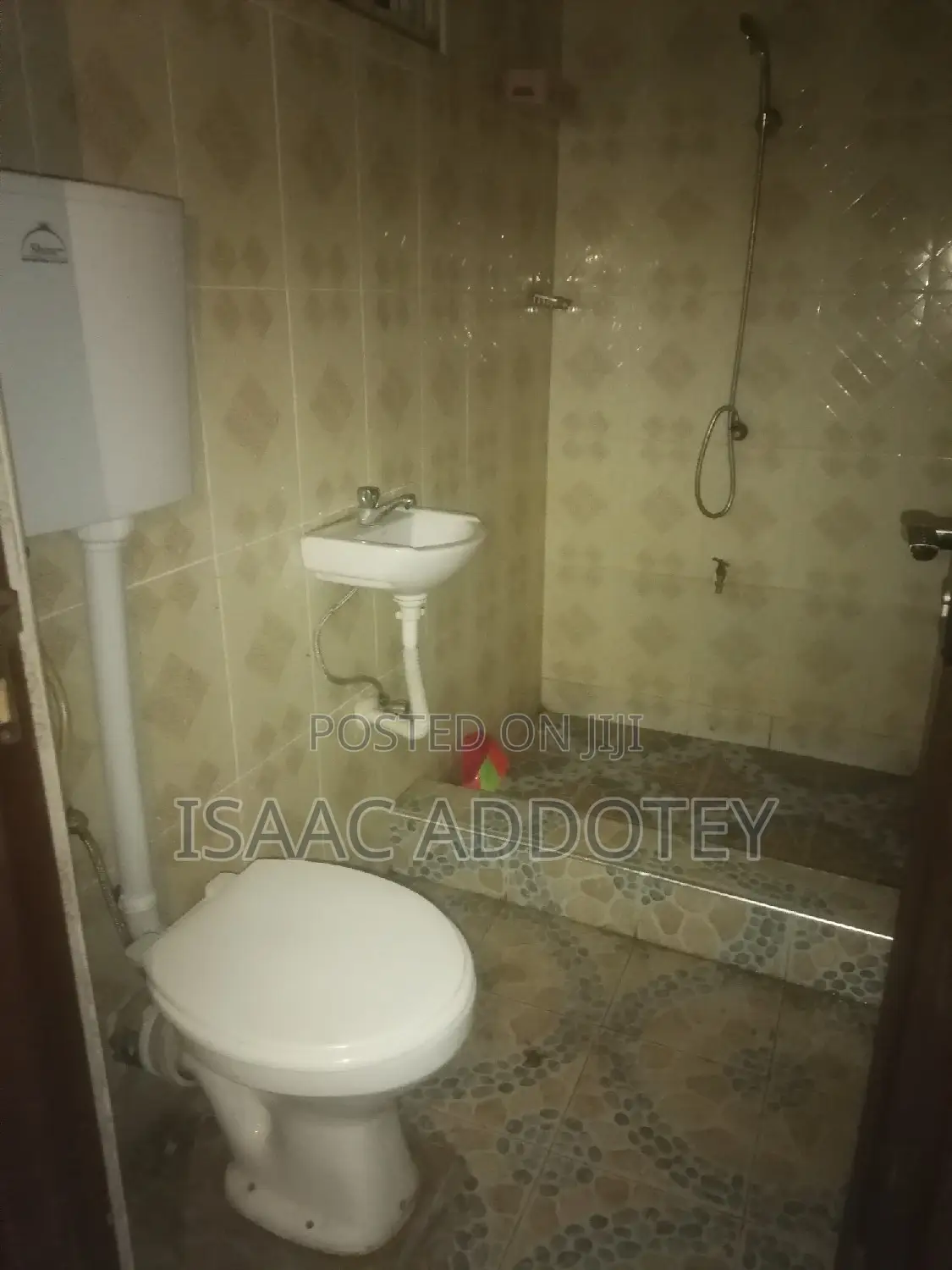 1bdrm Apartment in Lashibi Farm Vivian, Baatsona Total for rent