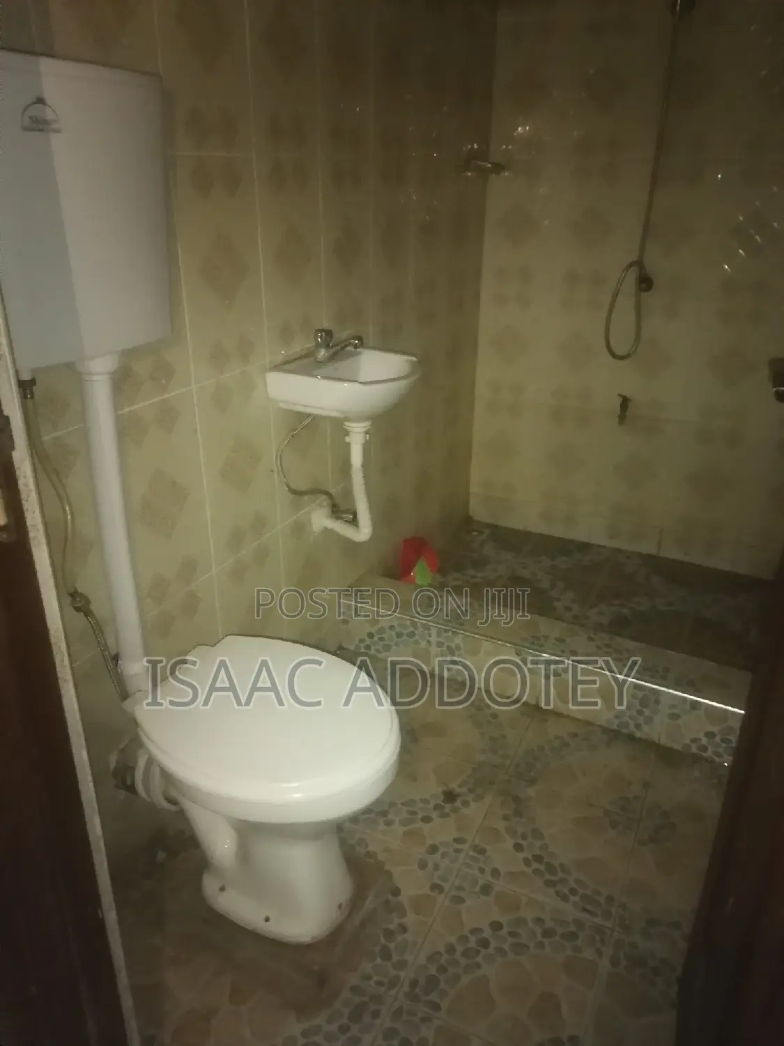 1bdrm Apartment in Lashibi Farm Vivian, Baatsona Total for rent