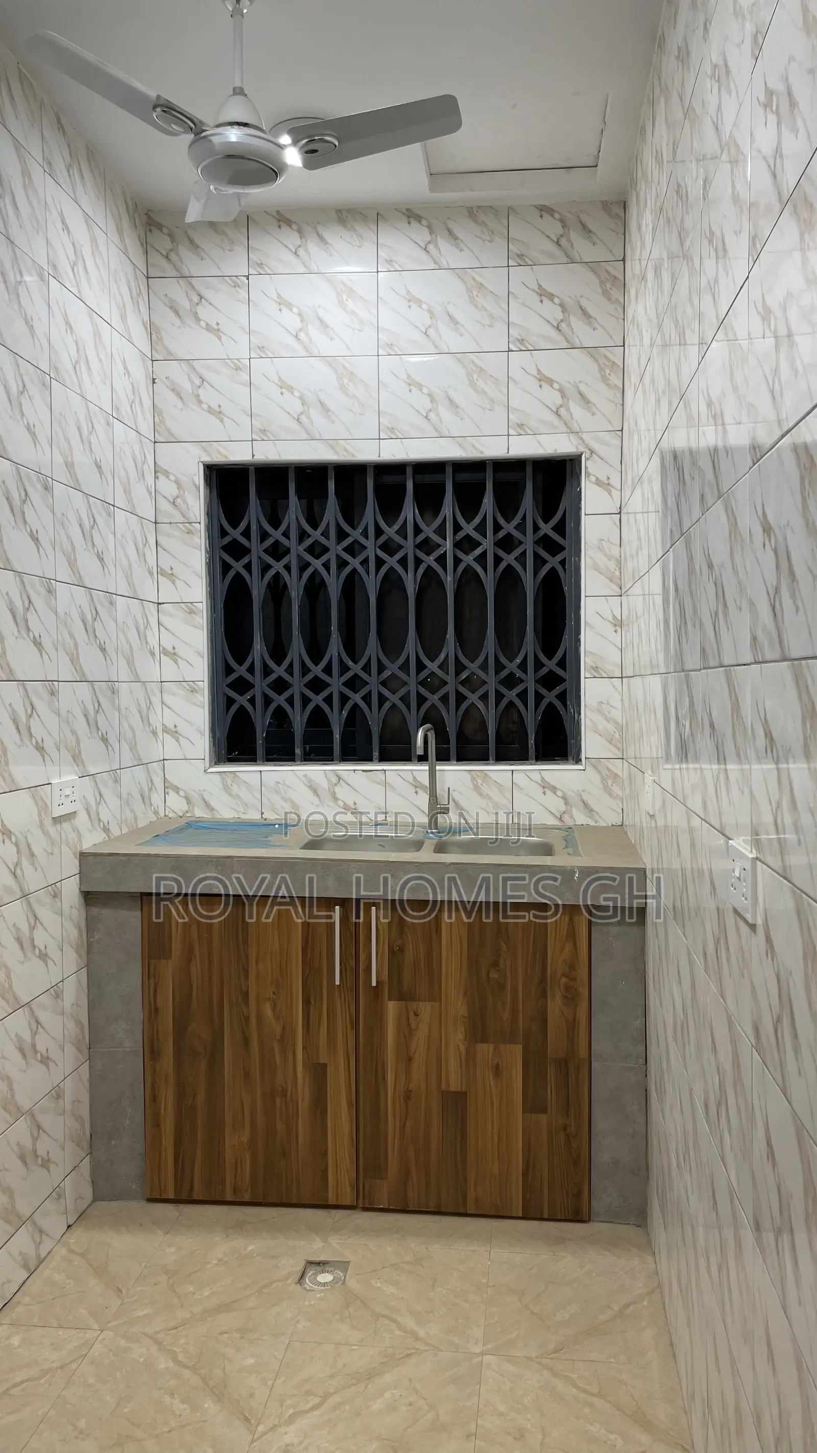 Furnished 1bdrm Apartment in Royal Homes Gh, East Legon for rent