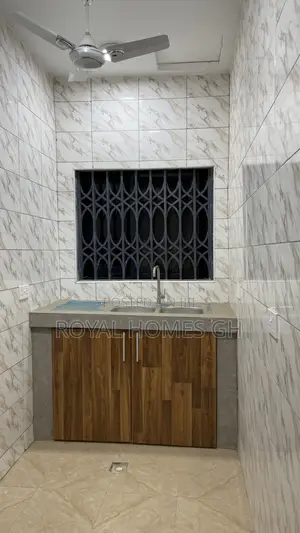 Furnished 1bdrm Apartment in Royal Homes Gh, East Legon for rent