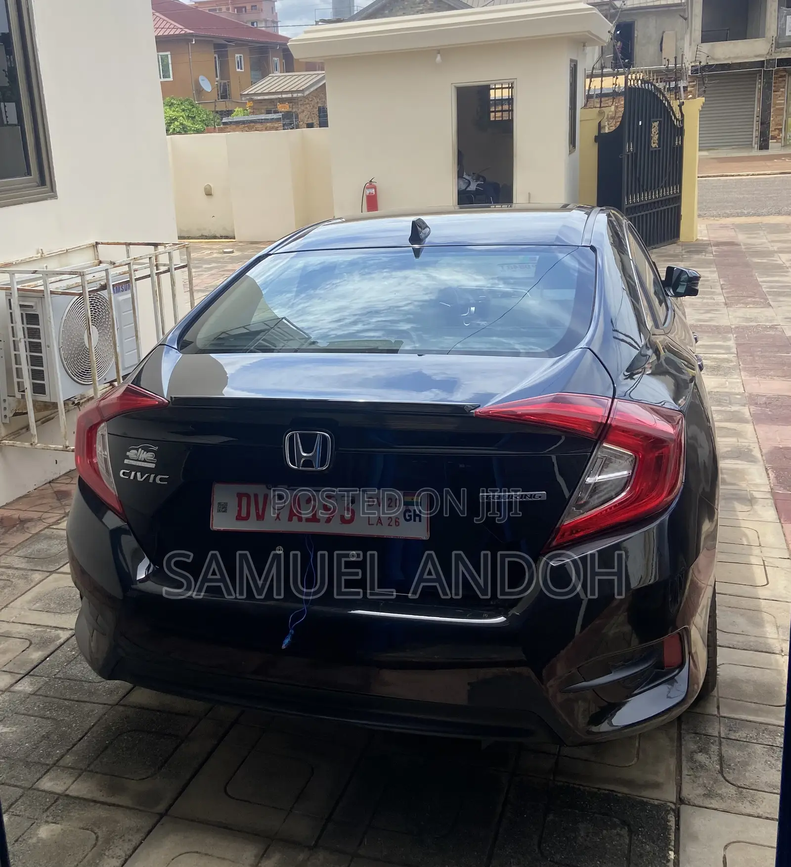 Honda Civic Touring 4dr Sedan (1.5L 4cyl) 2017 Black