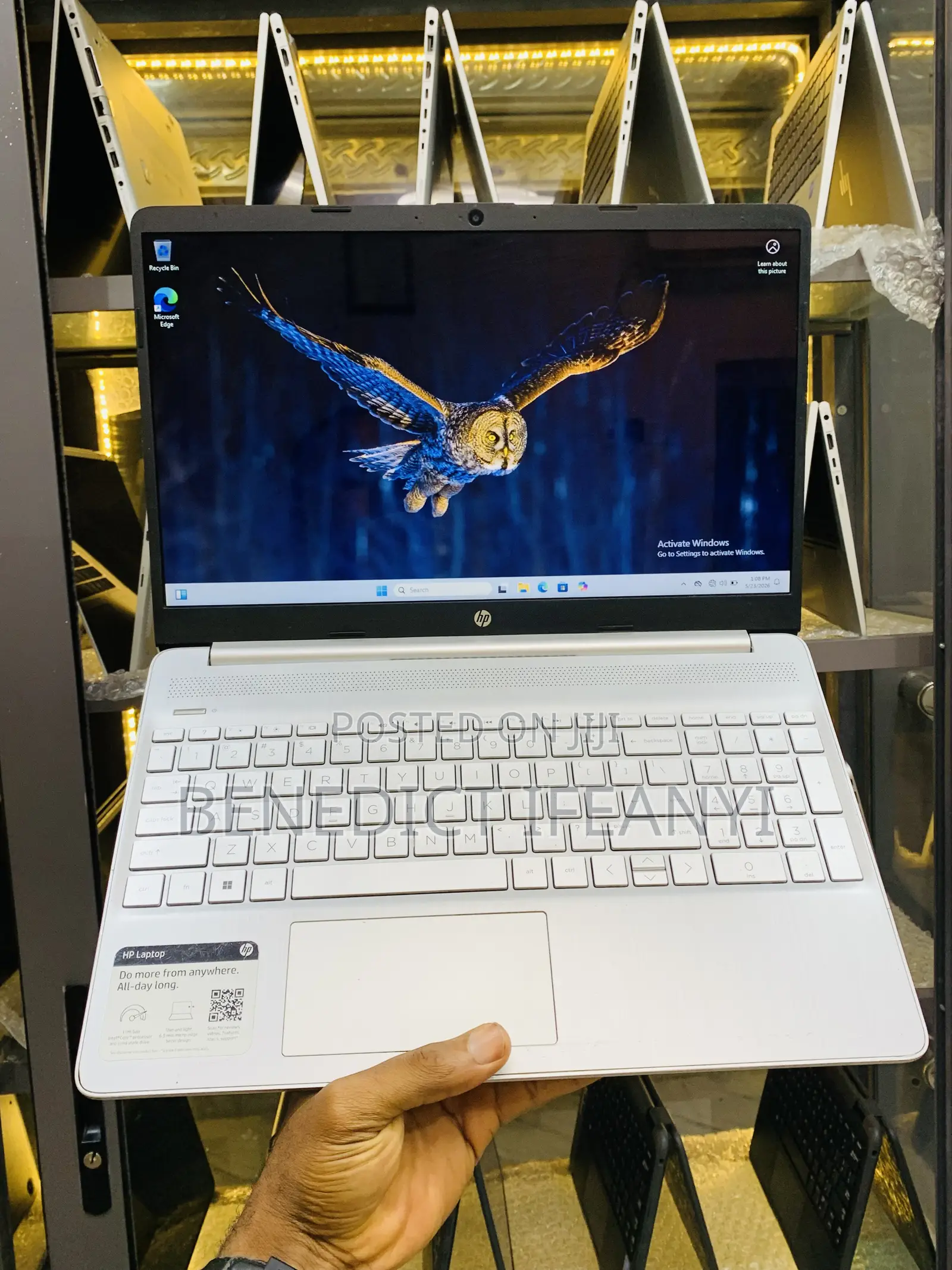 Laptop HP 15-dw0037wm 8GB Intel Core i3 SSD 256GB