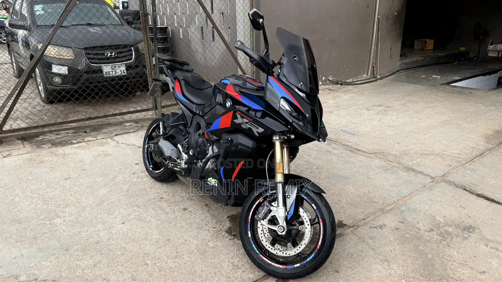 BMW S 1000 XR 2022 Black