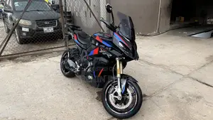 BMW S 1000 XR 2022 Black