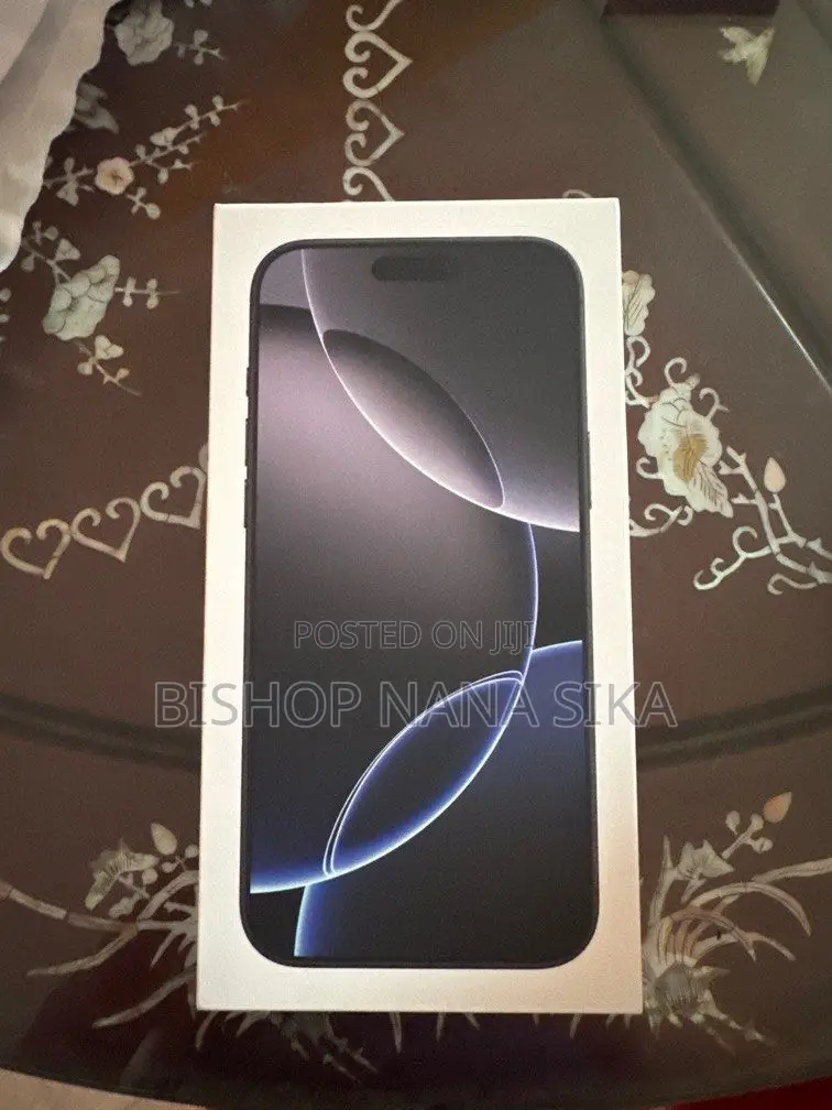 New Apple iPhone 16 Pro Max 1 TB Black