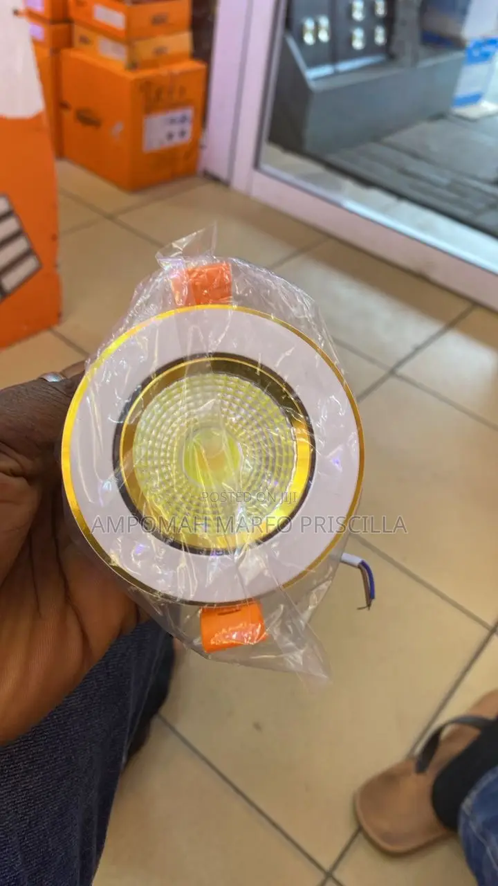 Gold Design 9w Conduit Spotlight