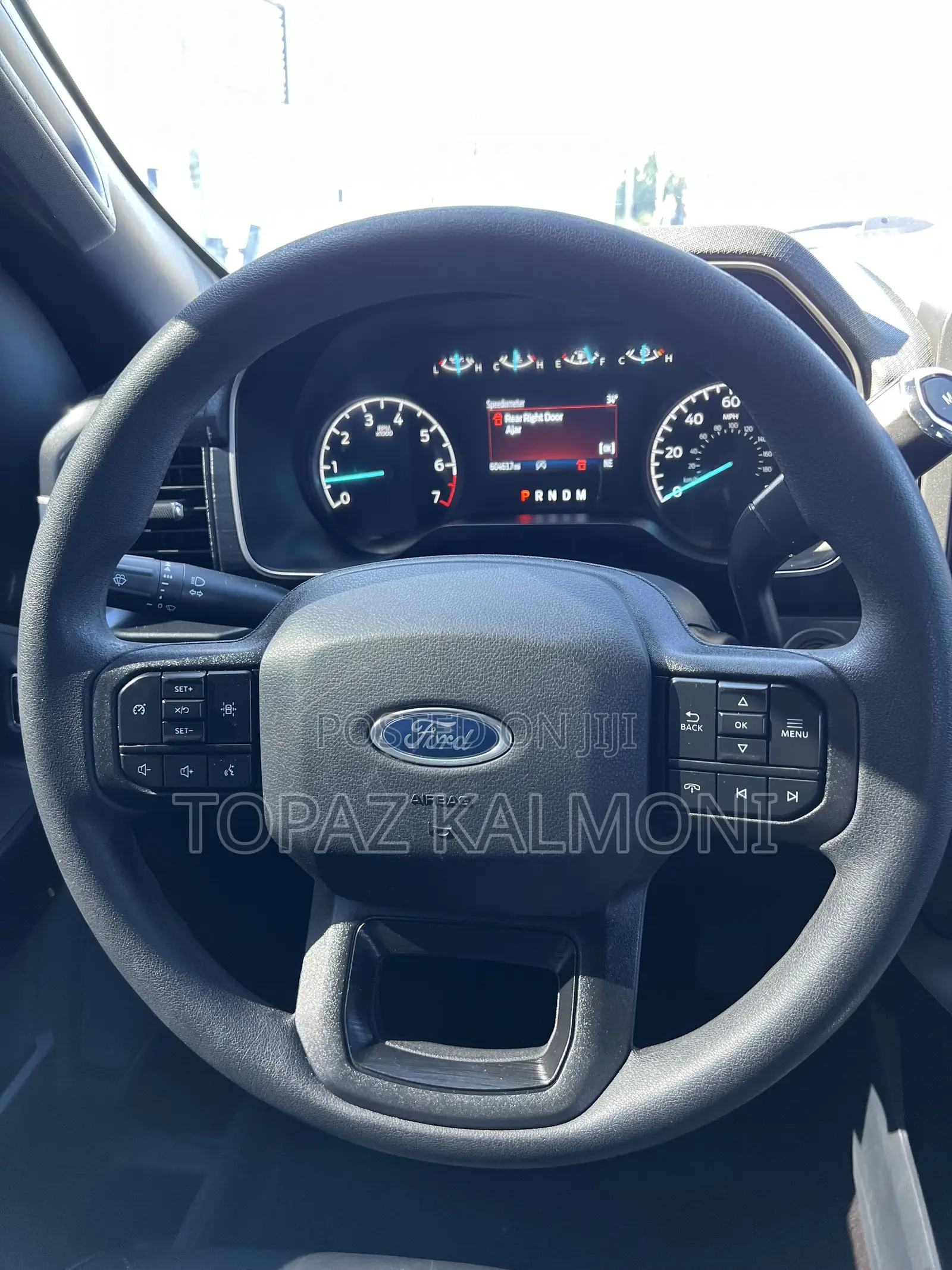 Ford F-150 2021 Off white