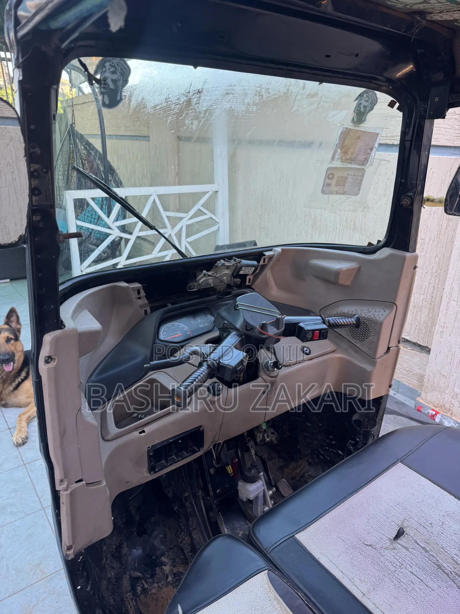 Bajaj RE 2024 Black