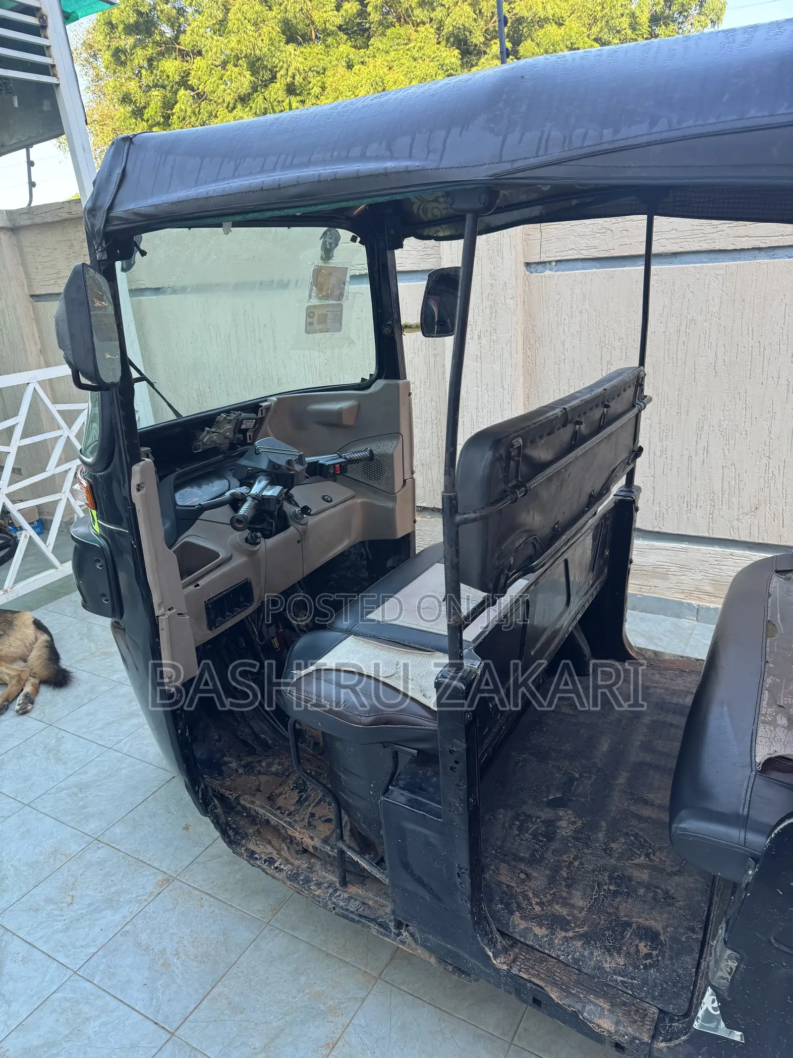 Bajaj RE 2024 Black