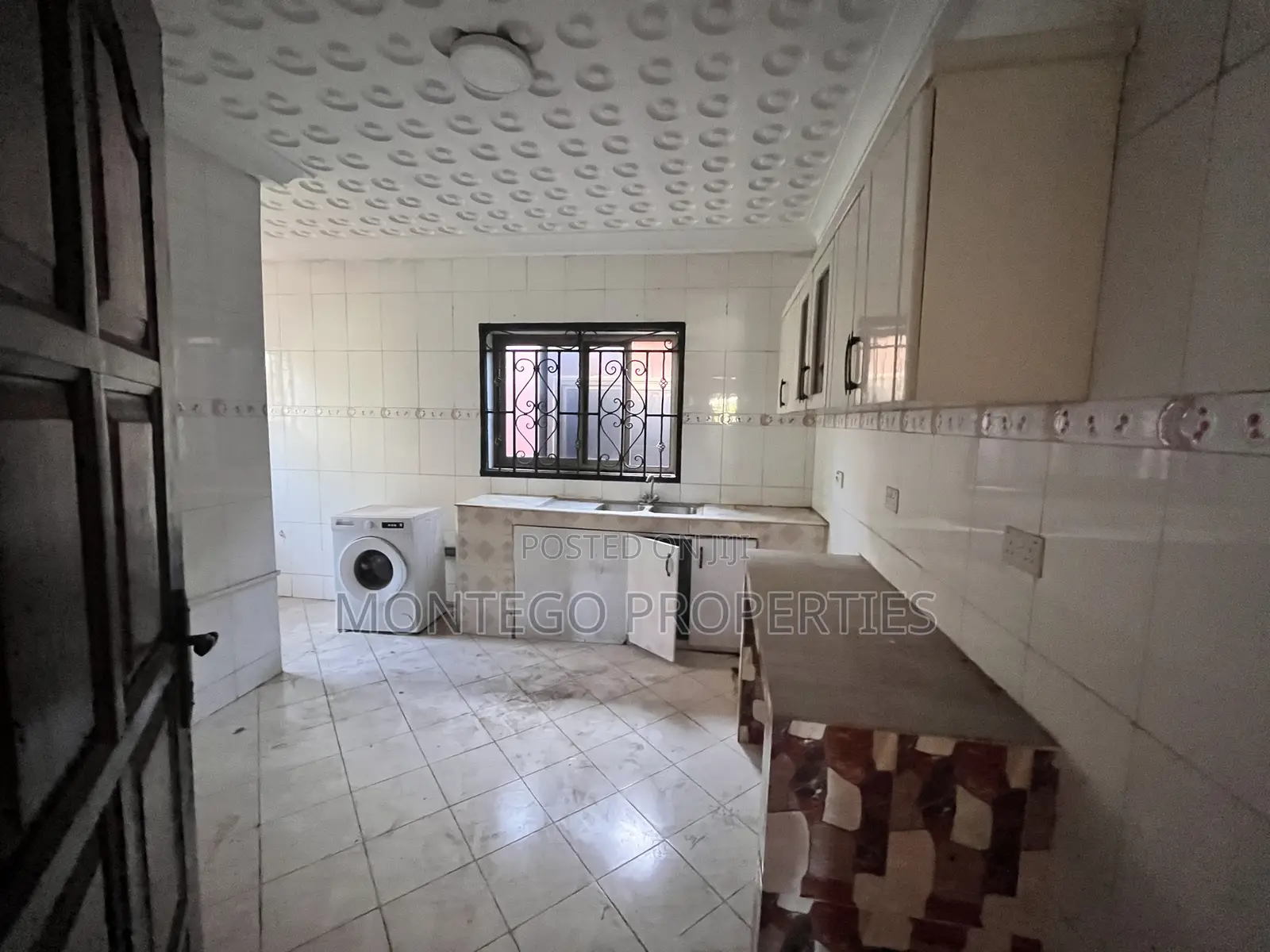 3bdrm Apartment in East Legon, Adjiriganor for rent