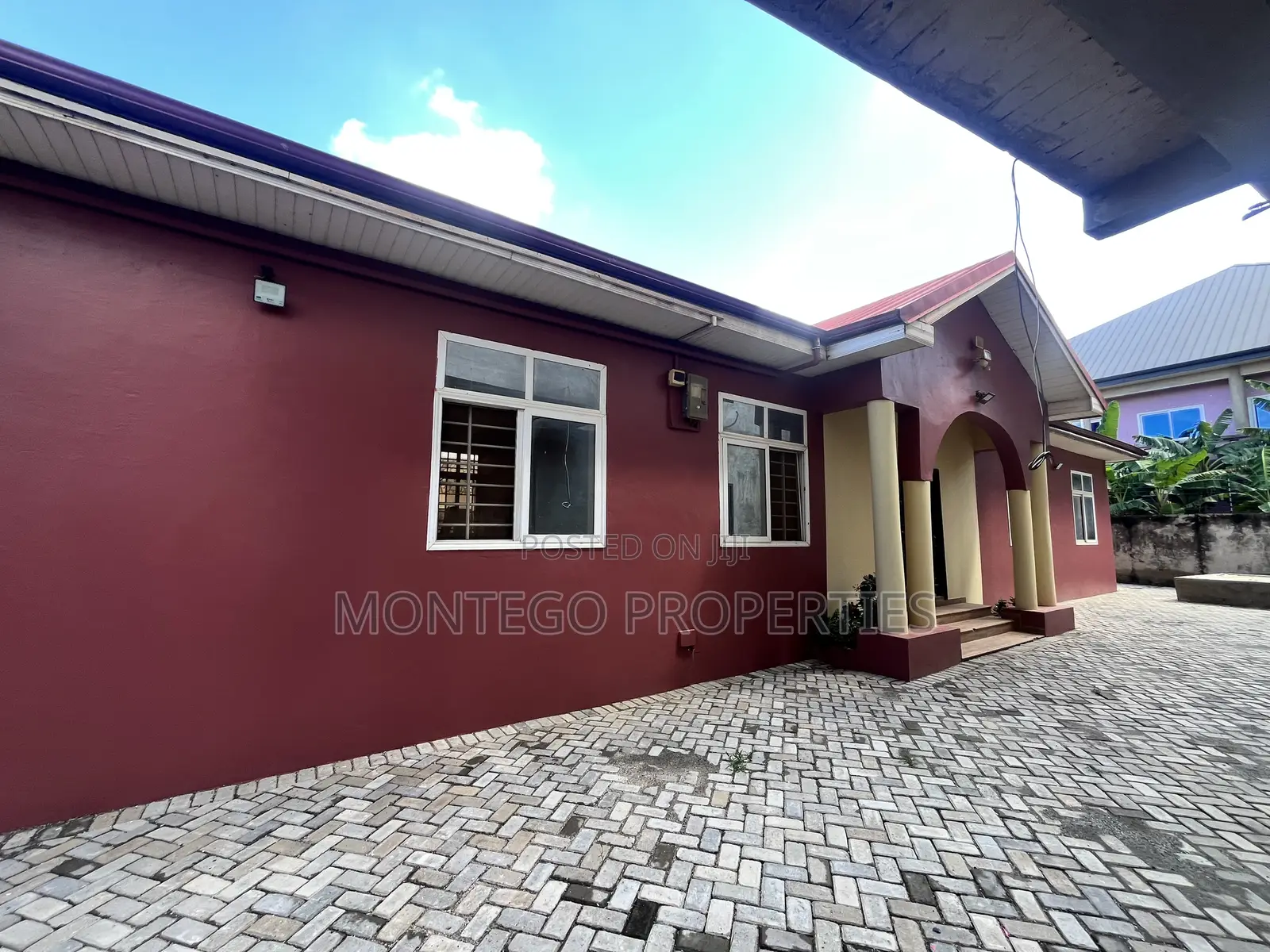 3bdrm Apartment in North Legon, Haatso for rent