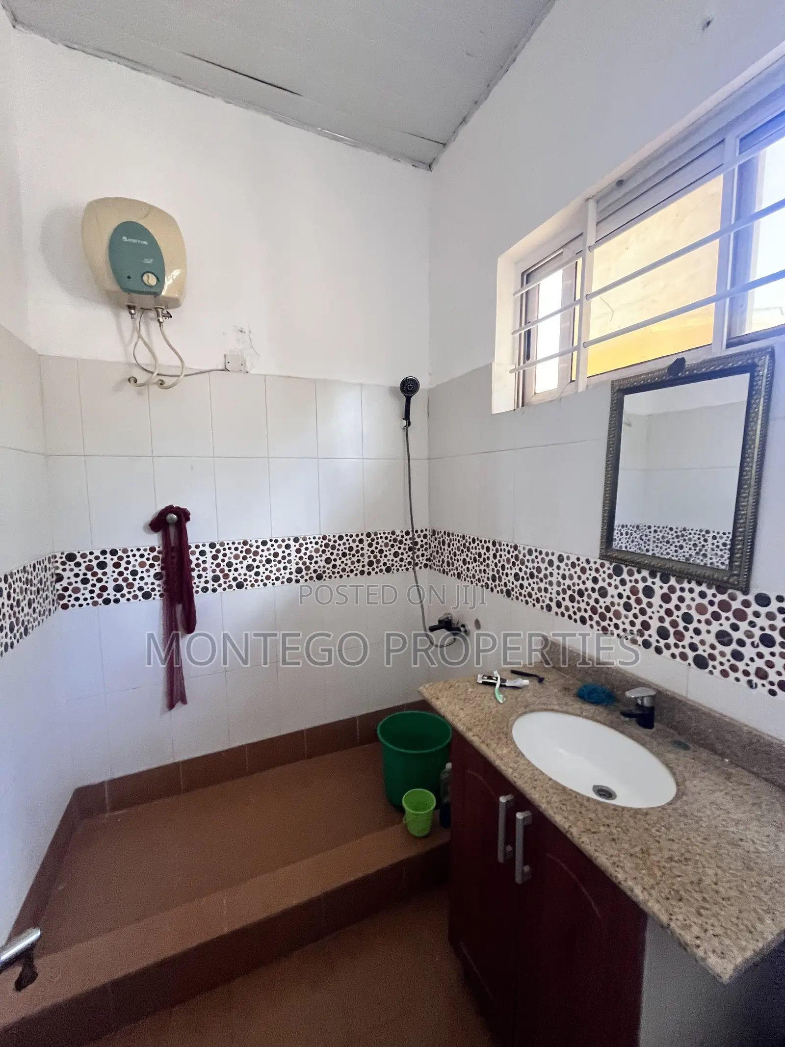 3bdrm Apartment in North Legon, Haatso for rent