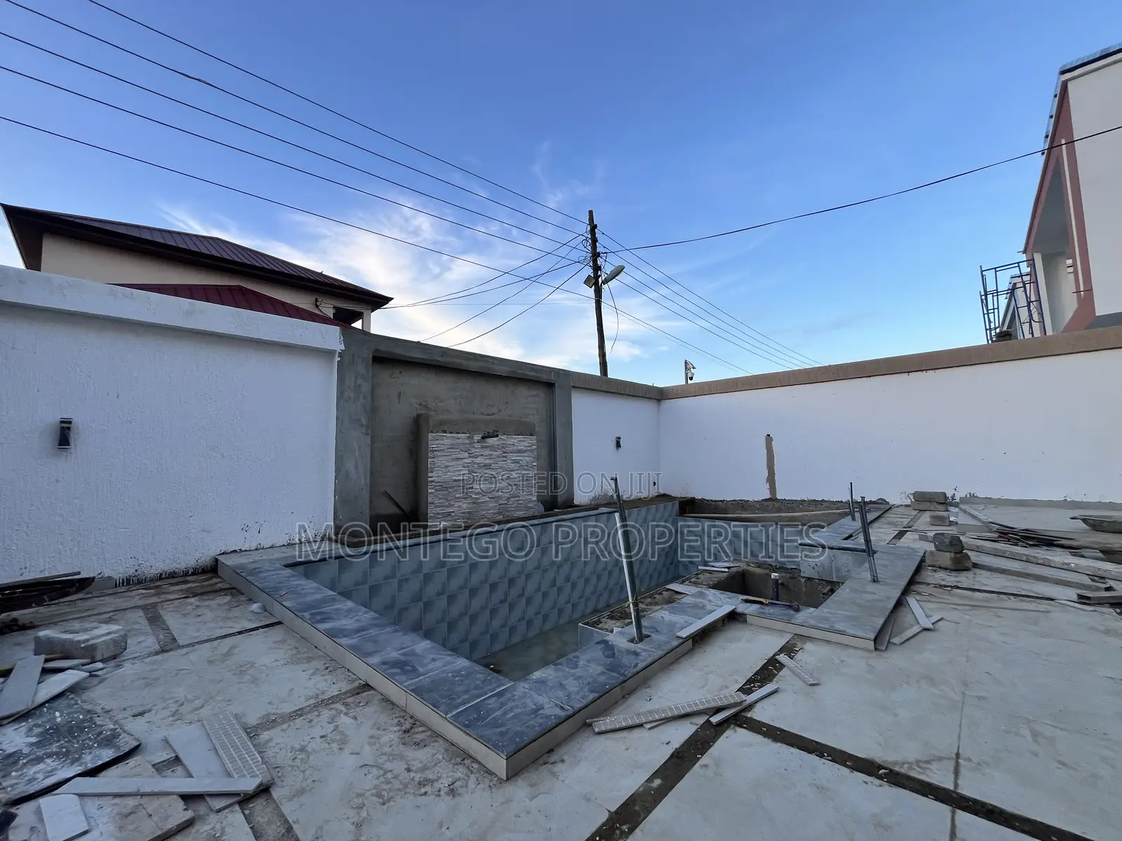 4bdrm House in East Legon for sale