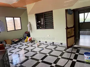 1bdrm Townhouse / Terrace in Ofankor for rent