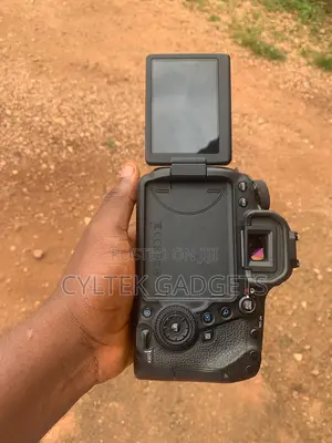 Canon 6d and 6d Mark 2 Body Swap Allowed