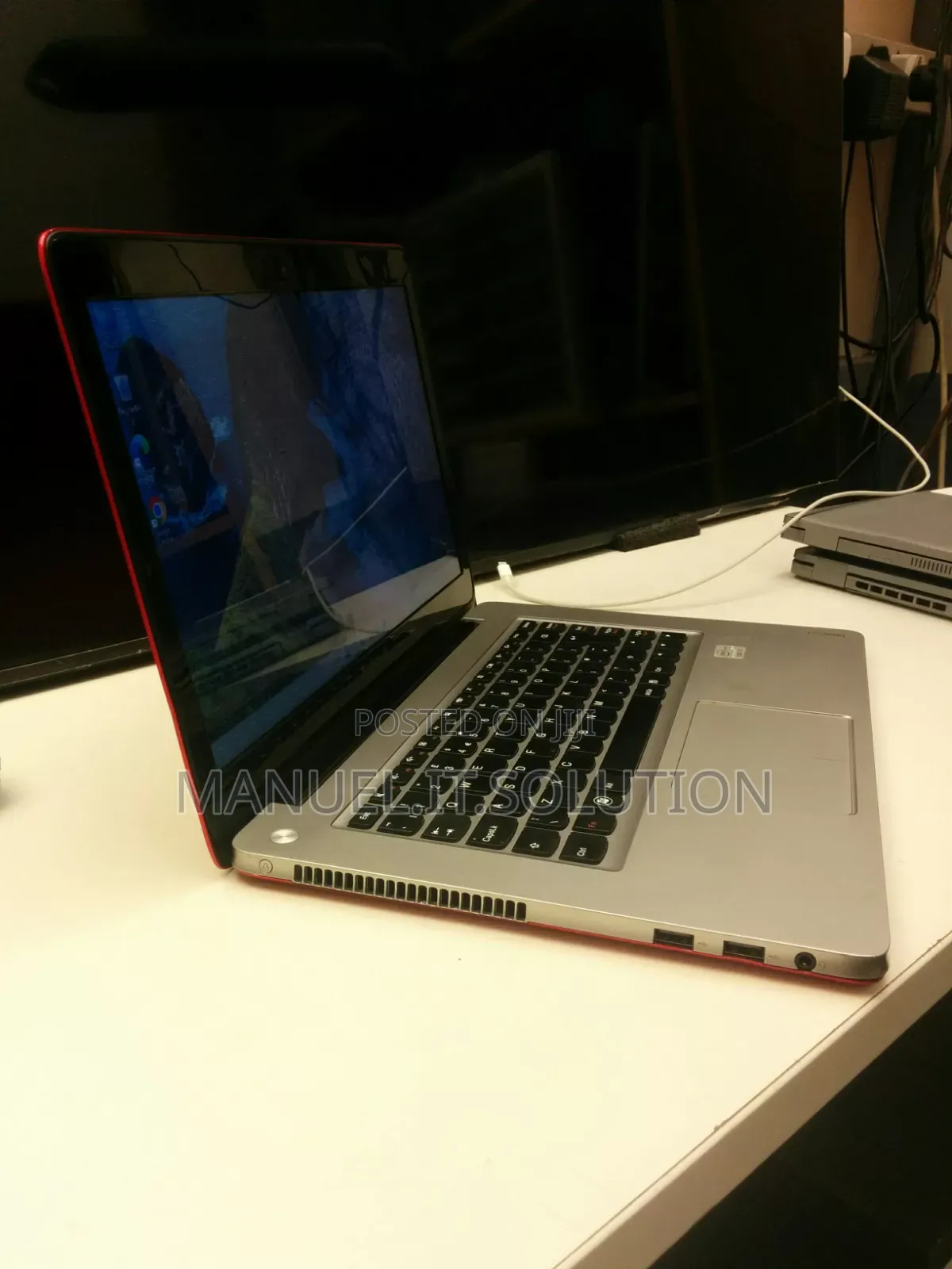 Laptop Lenovo IdeaPad U410 8GB Intel Core i5 HDD 500GB