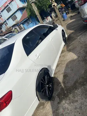 Toyota Corolla 2010 White