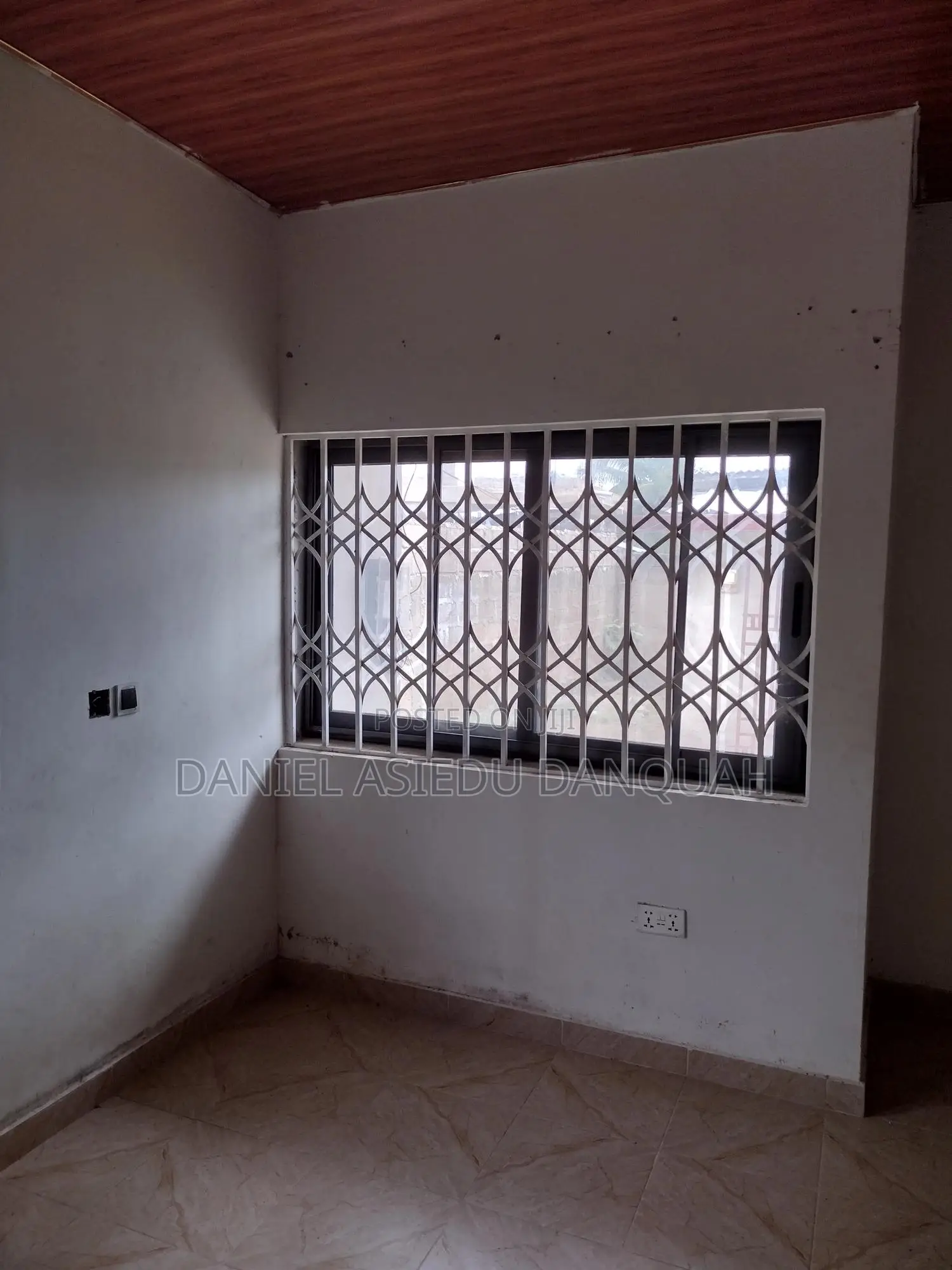 1bdrm House in Executive, Adam Nana for rent