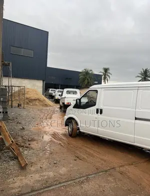 New Bus 2025 White