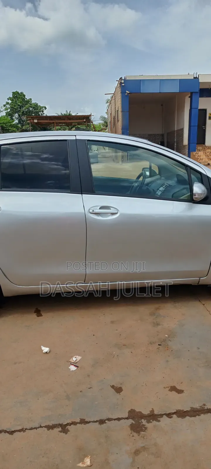 Toyota Vitz 2011 Gray
