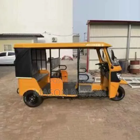 New Bajaj 2025 Yellow