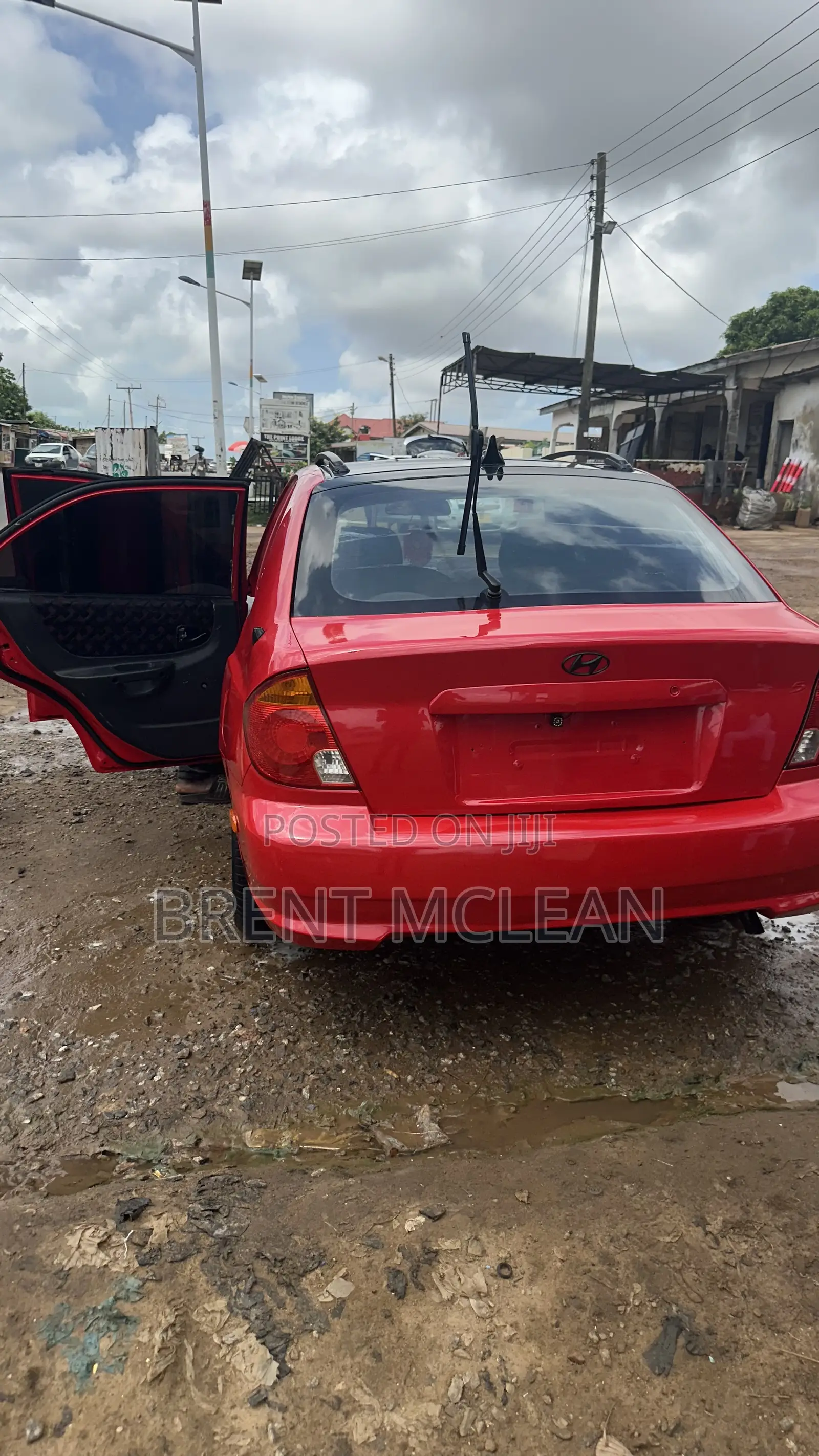 Hyundai Accent 2005 Red
