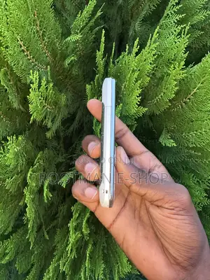 Nokia C5 Gray
