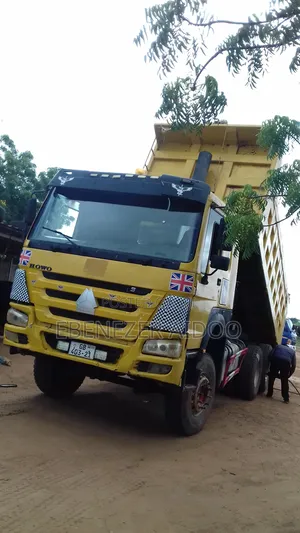 Tipper Truck