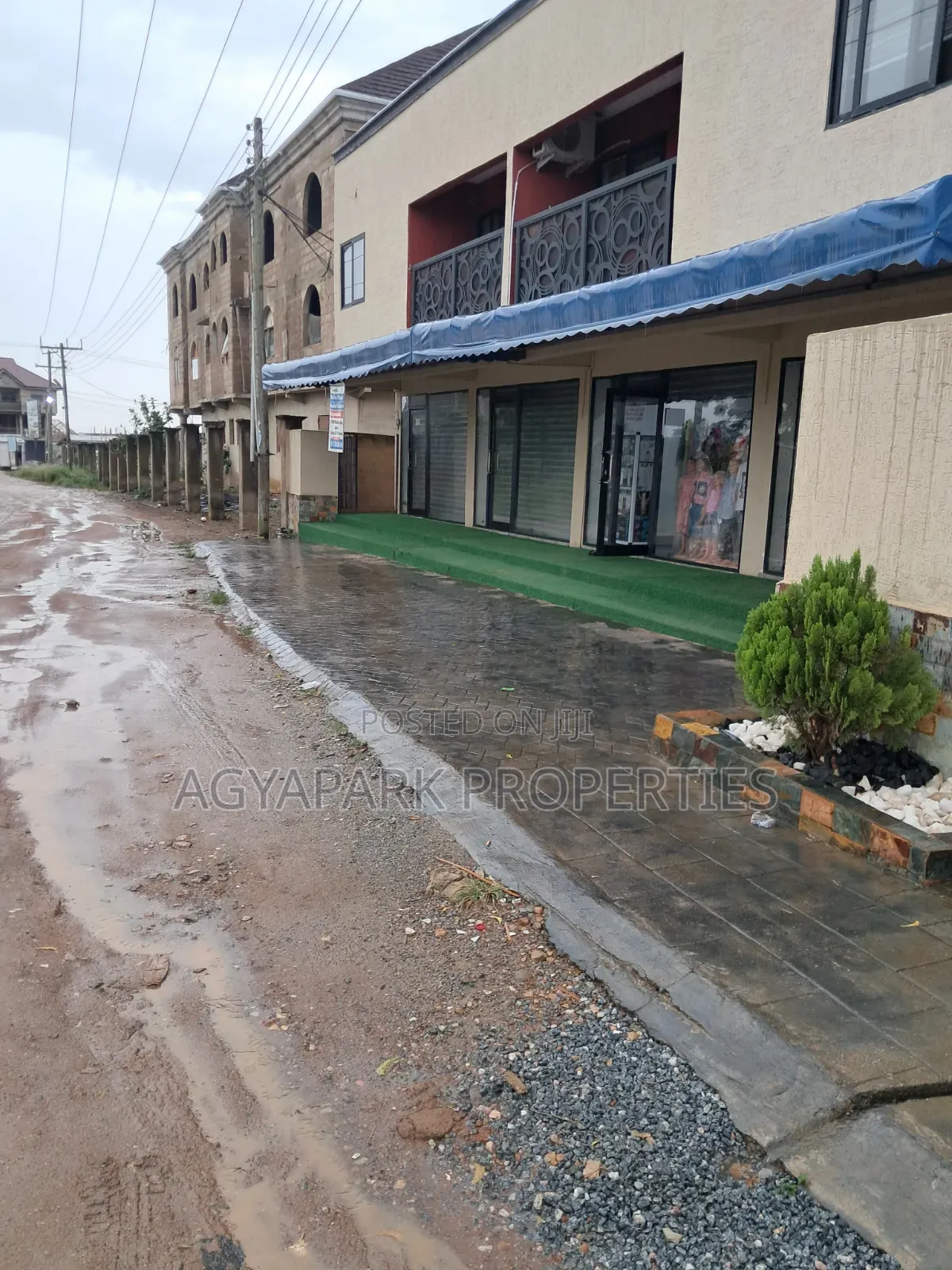 2bdrm Apartment in Achiaman, Amasaman for rent
