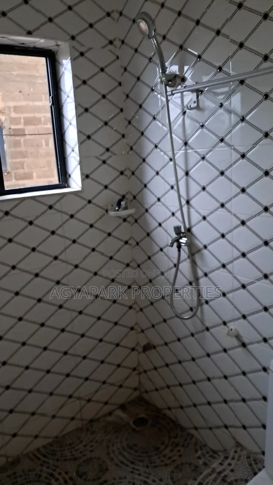 2bdrm Apartment in Achiaman, Amasaman for rent