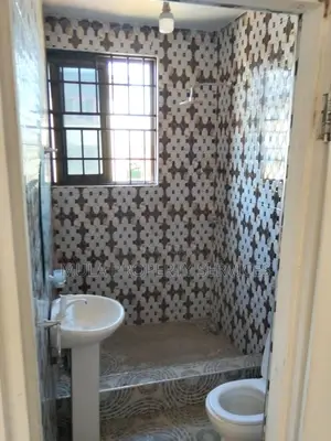 2bdrm Apartment in Mula Property, School Junction for rent