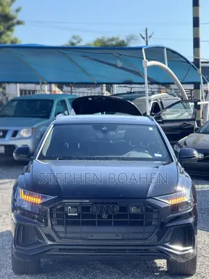 Audi Q8 2021 Black
