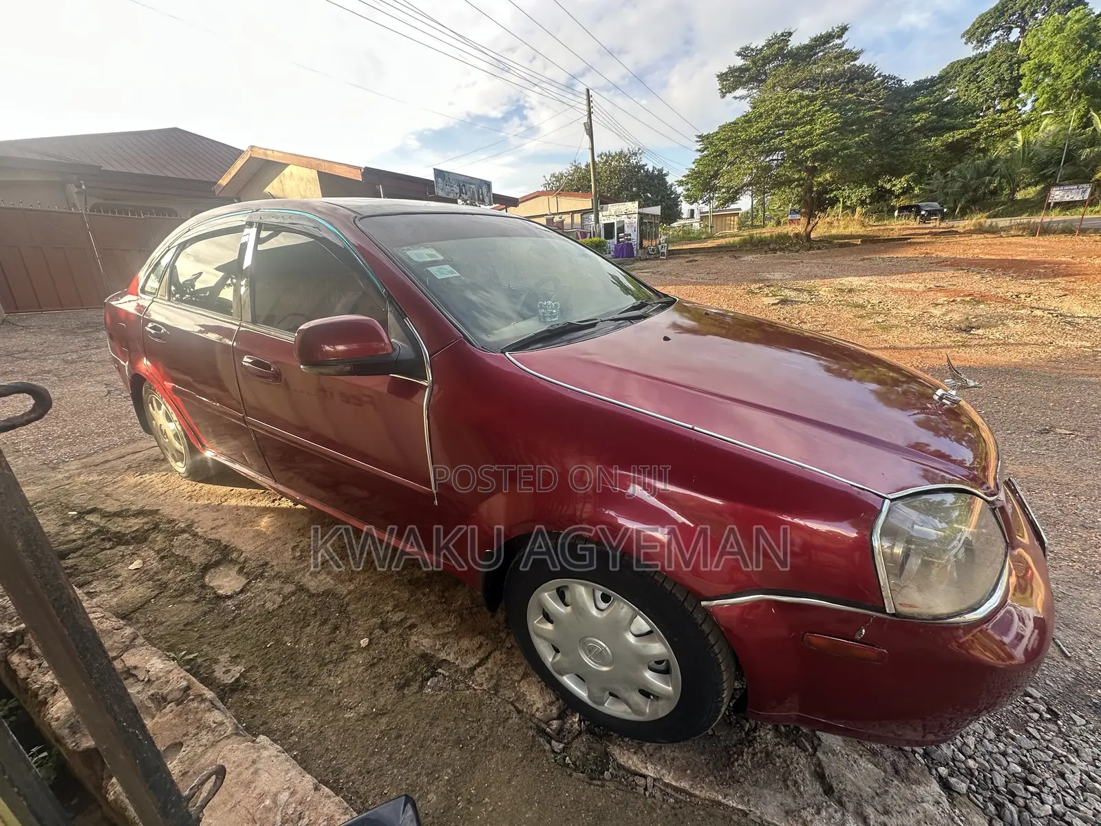 Suzuki Forenza 2010 Red