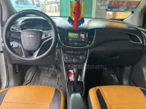 Chevrolet Trax 2018 Silver