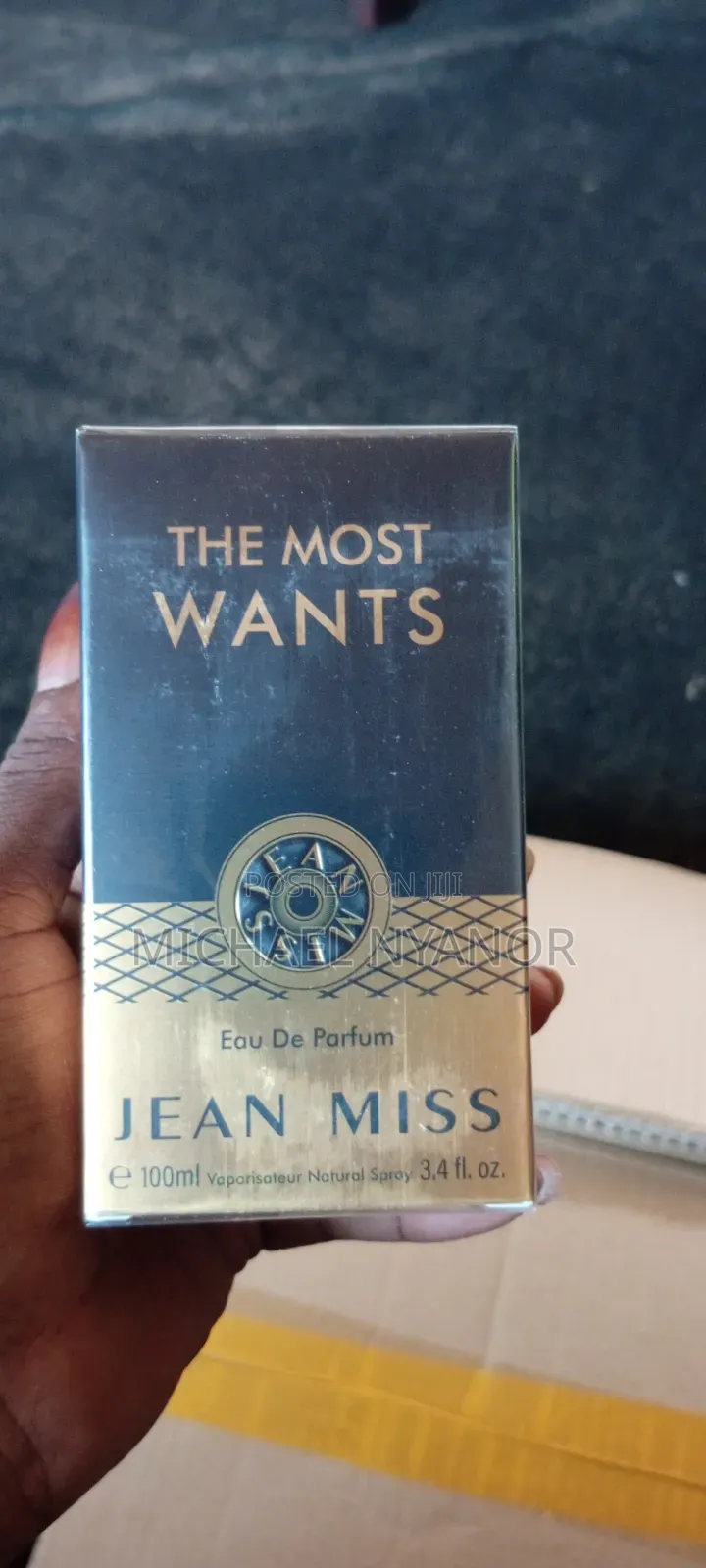 Jean Miss Perfume