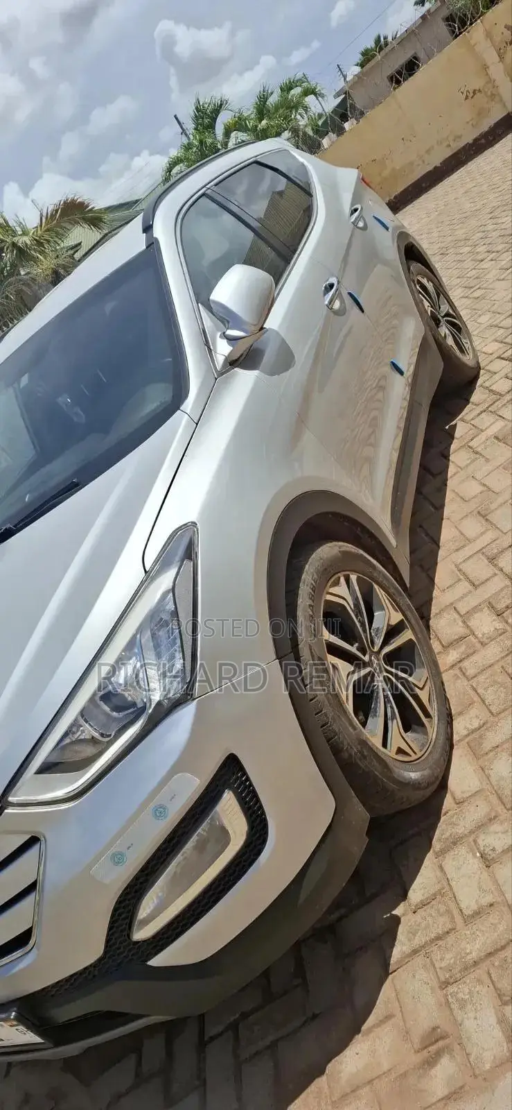 Hyundai Santa Fe 2015 Silver