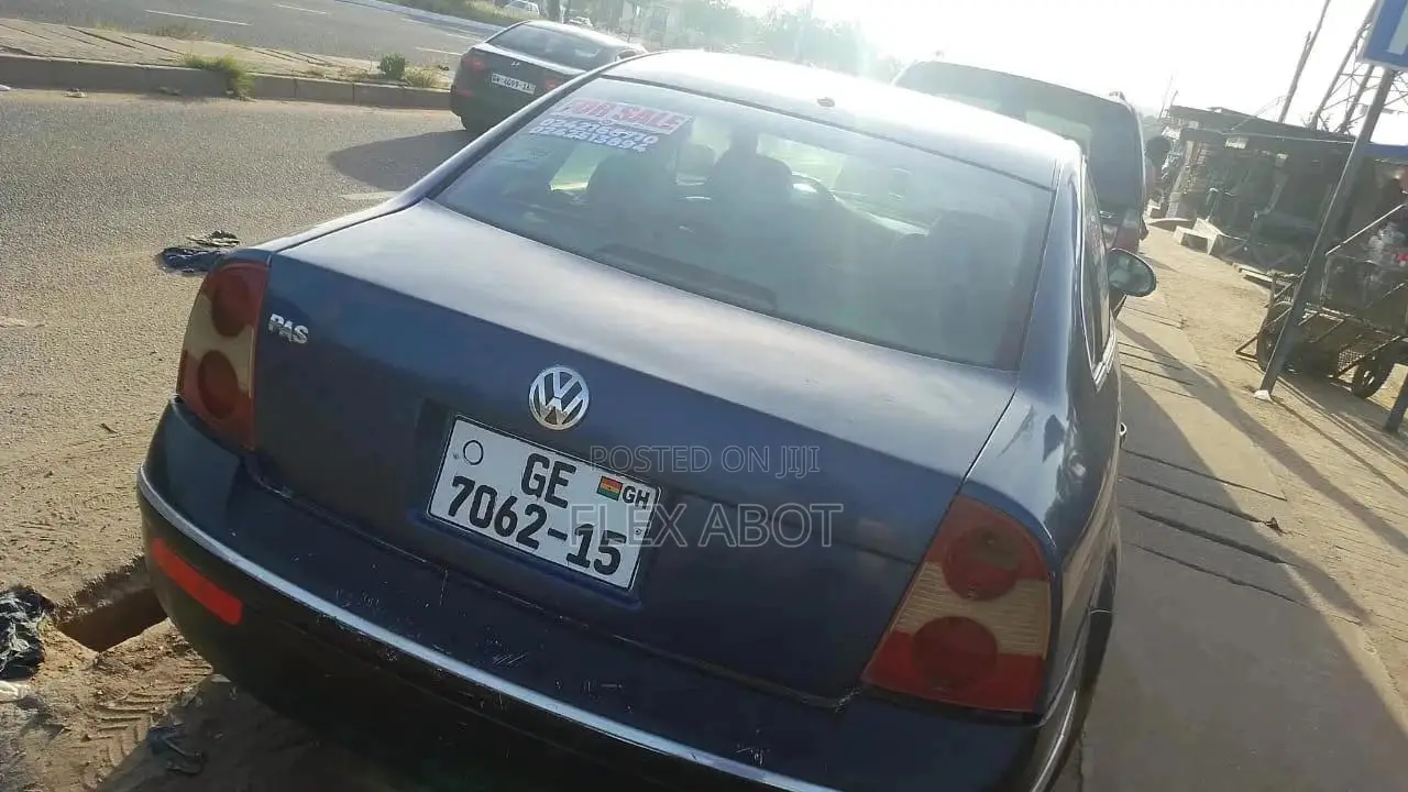 Volkswagen Passat 1.8 T 2004 Blue