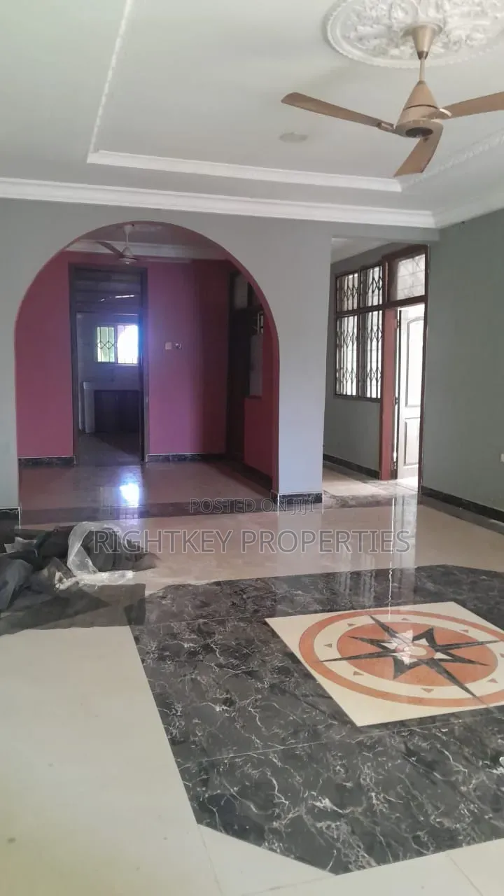 3bdrm Apartment in Patase, Kumasi Metropolitan for rent