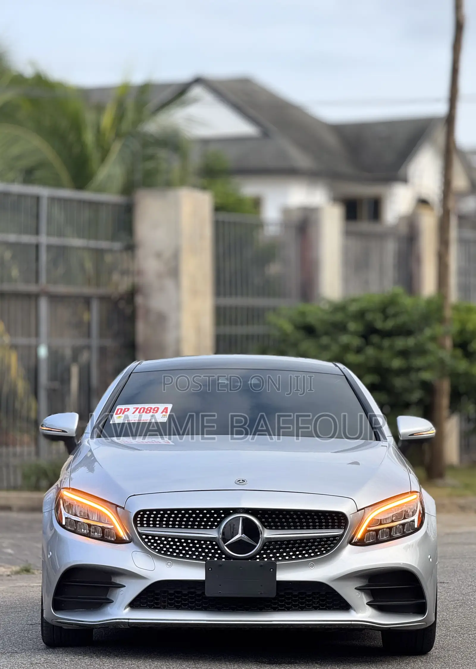 Mercedes-Benz C300 2019 Silver