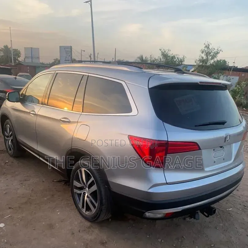Honda Pilot Elite 4dr AWD (3.5L 6cyl 9A) 2016 Silver