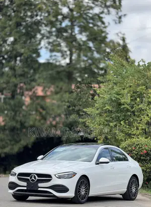 Mercedes-Benz C300 2024 White