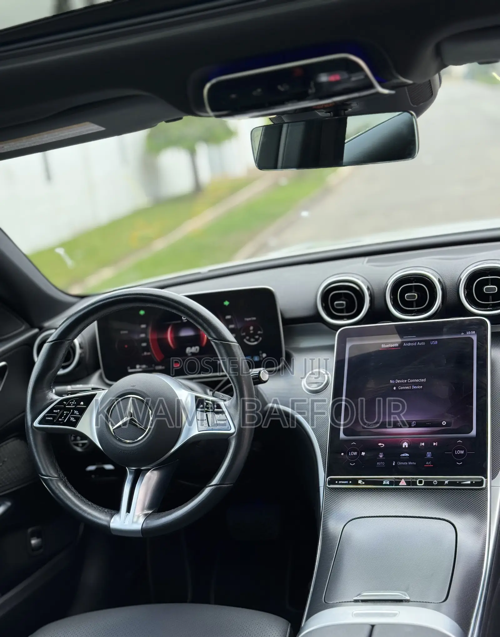 Mercedes-Benz C300 2024 White