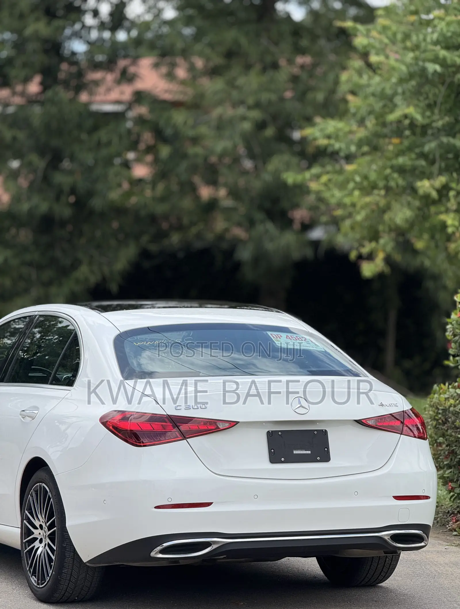 Mercedes-Benz C300 2024 White