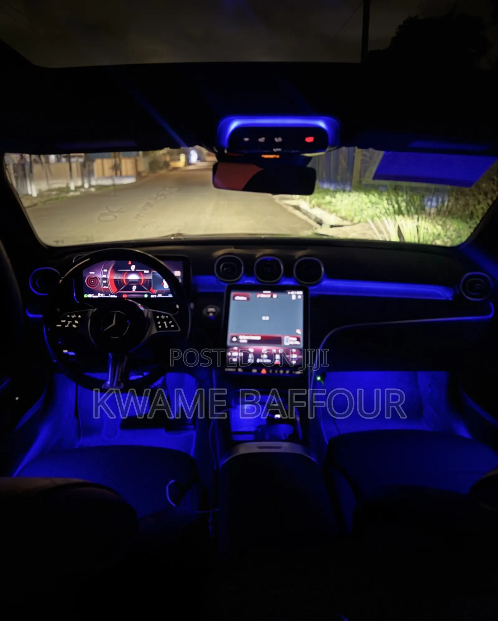 Mercedes-Benz C300 2024 White