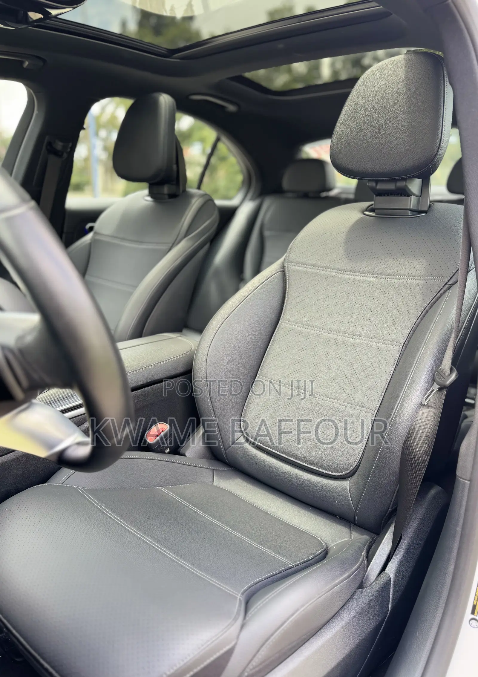 Mercedes-Benz C300 2024 White