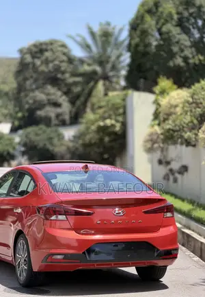 Hyundai Elantra Limited 2019 Red