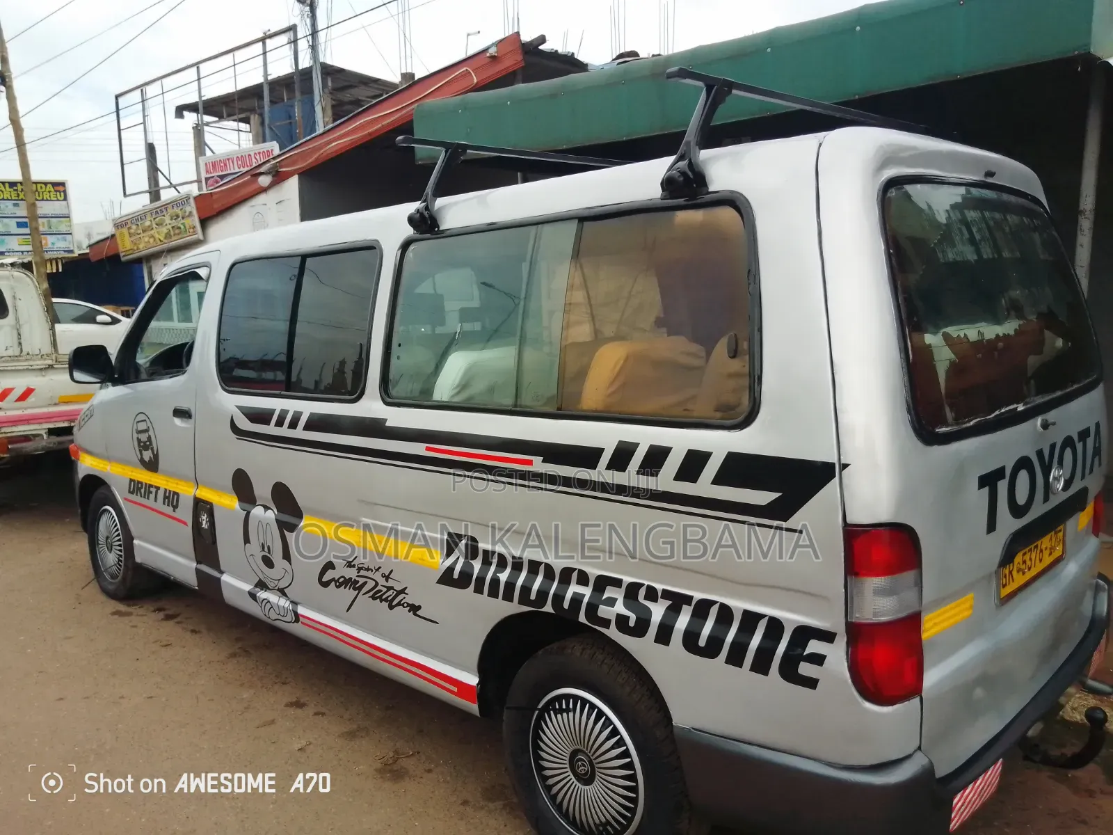 Toyota HiAce 2010 Silver